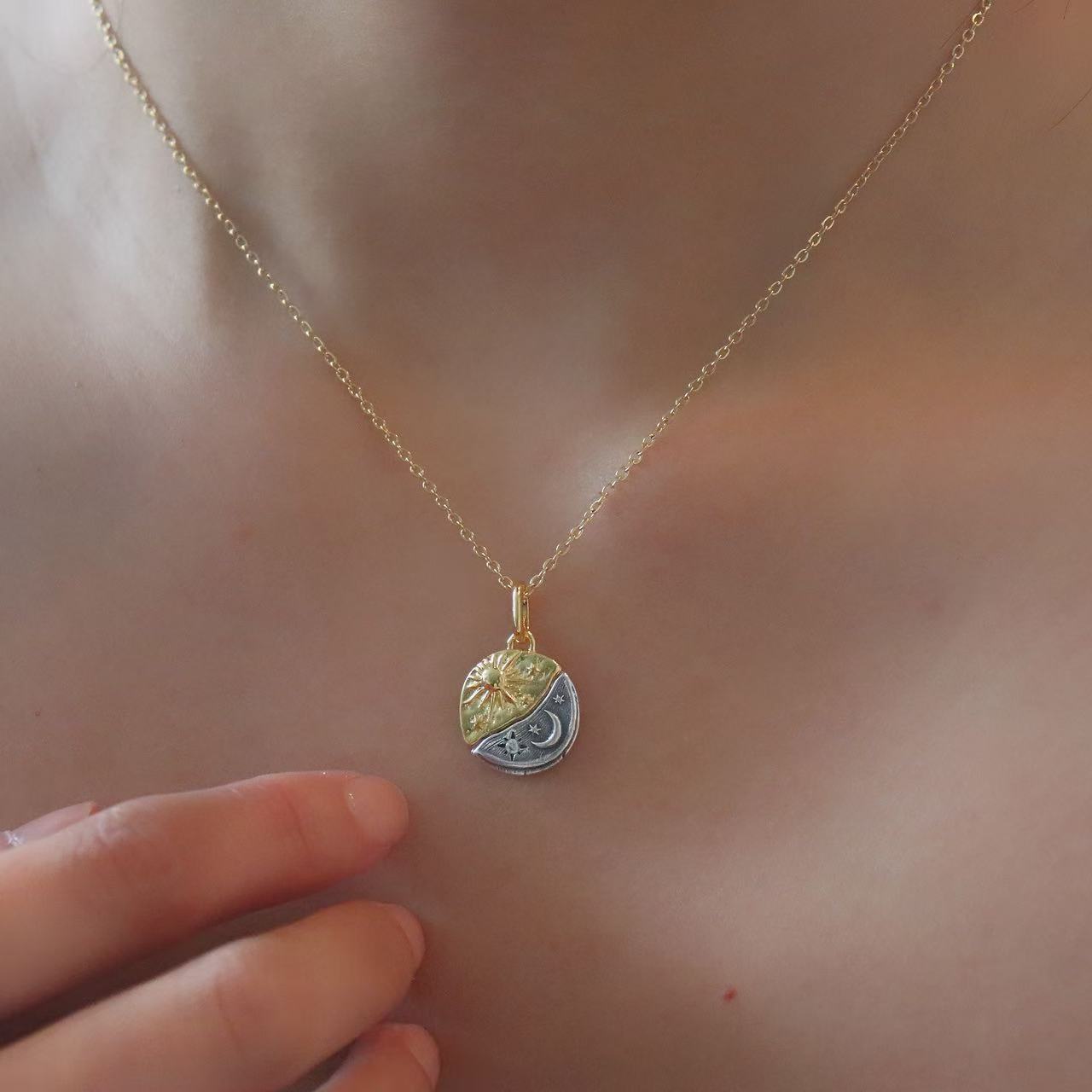 Sun and Moon Necklace, Friendship Necklace, Couple Matching Jewelry, Yin Yang Pendant Necklace, Christmas Gift