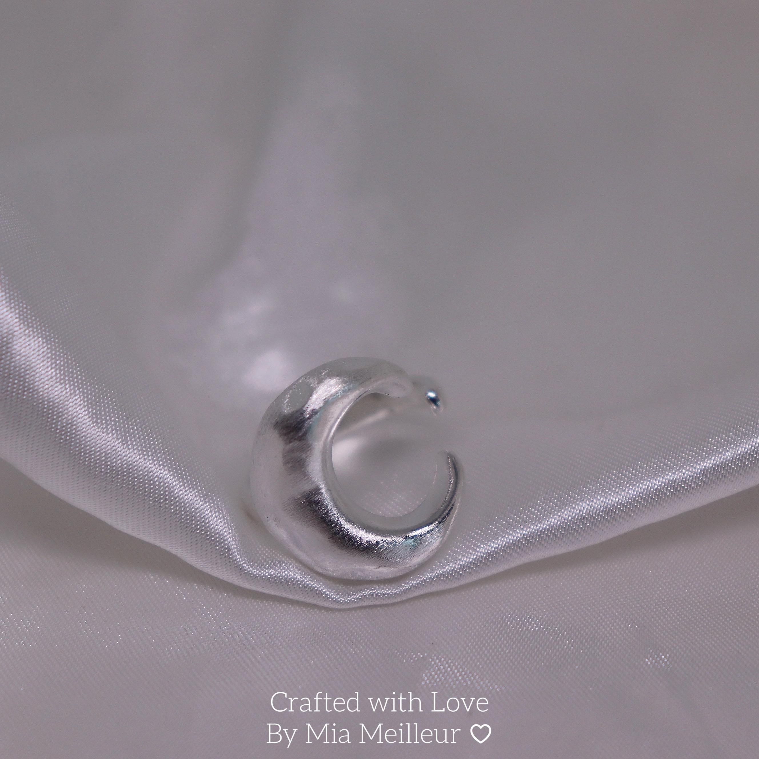 Silver Crescent Moon Ring