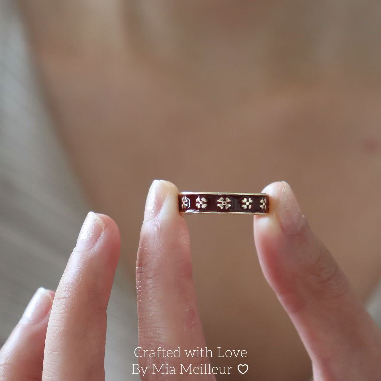 Vintage Floral Band Ring, Deep Burgundy Red Open Ring MR163