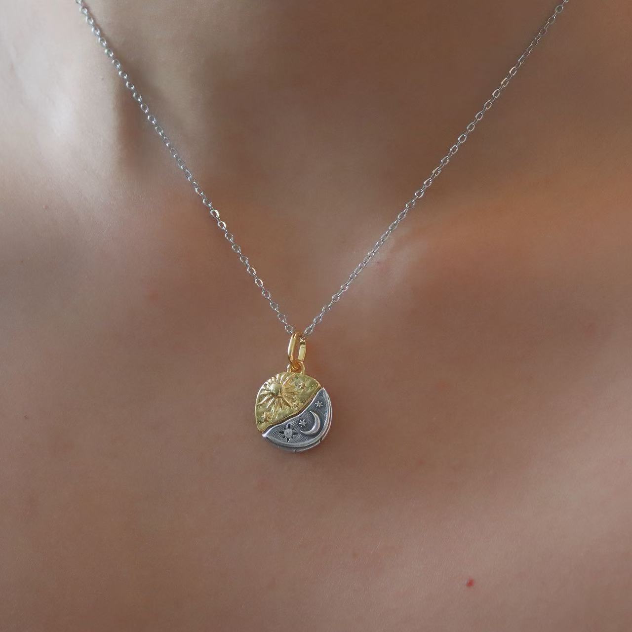 Sun and Moon Necklace, Friendship Necklace, Couple Matching Jewelry, Yin Yang Pendant Necklace, Christmas Gift