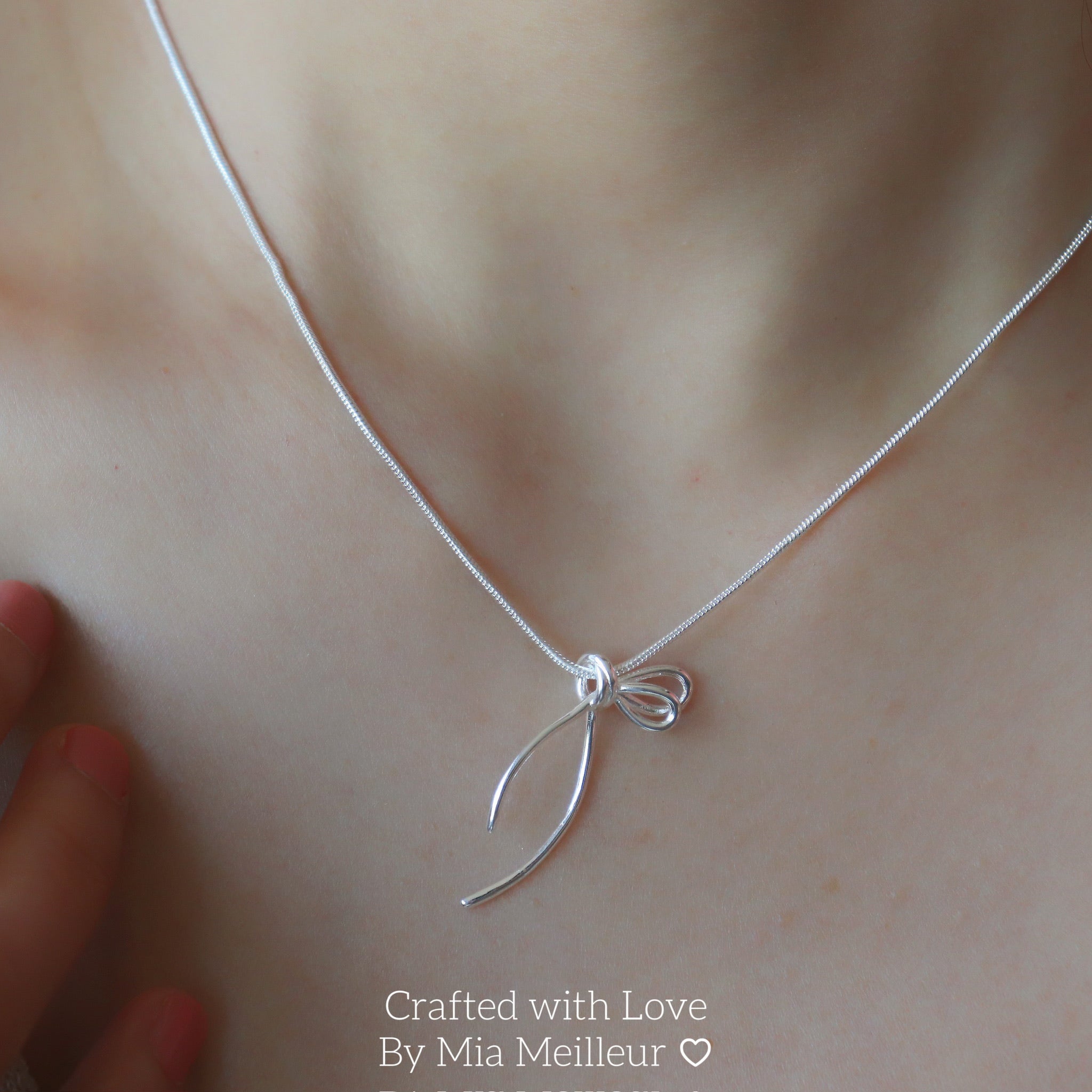 S925 Silver Bowtie Knot Necklace