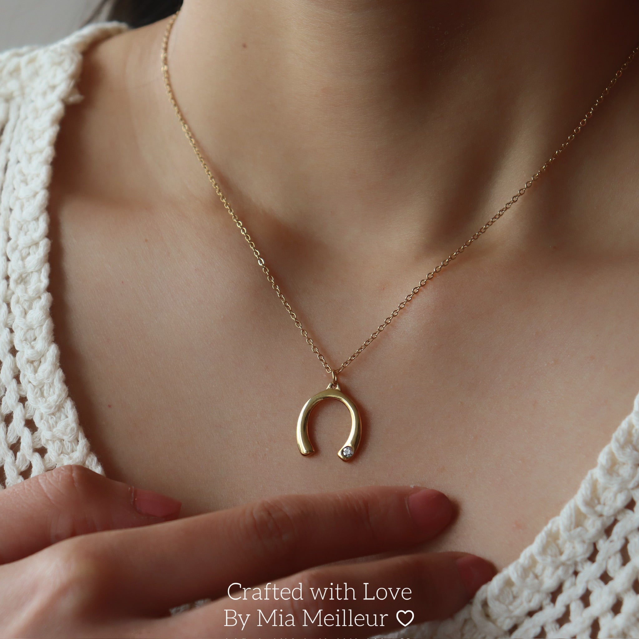Minimalist Gold Necklace