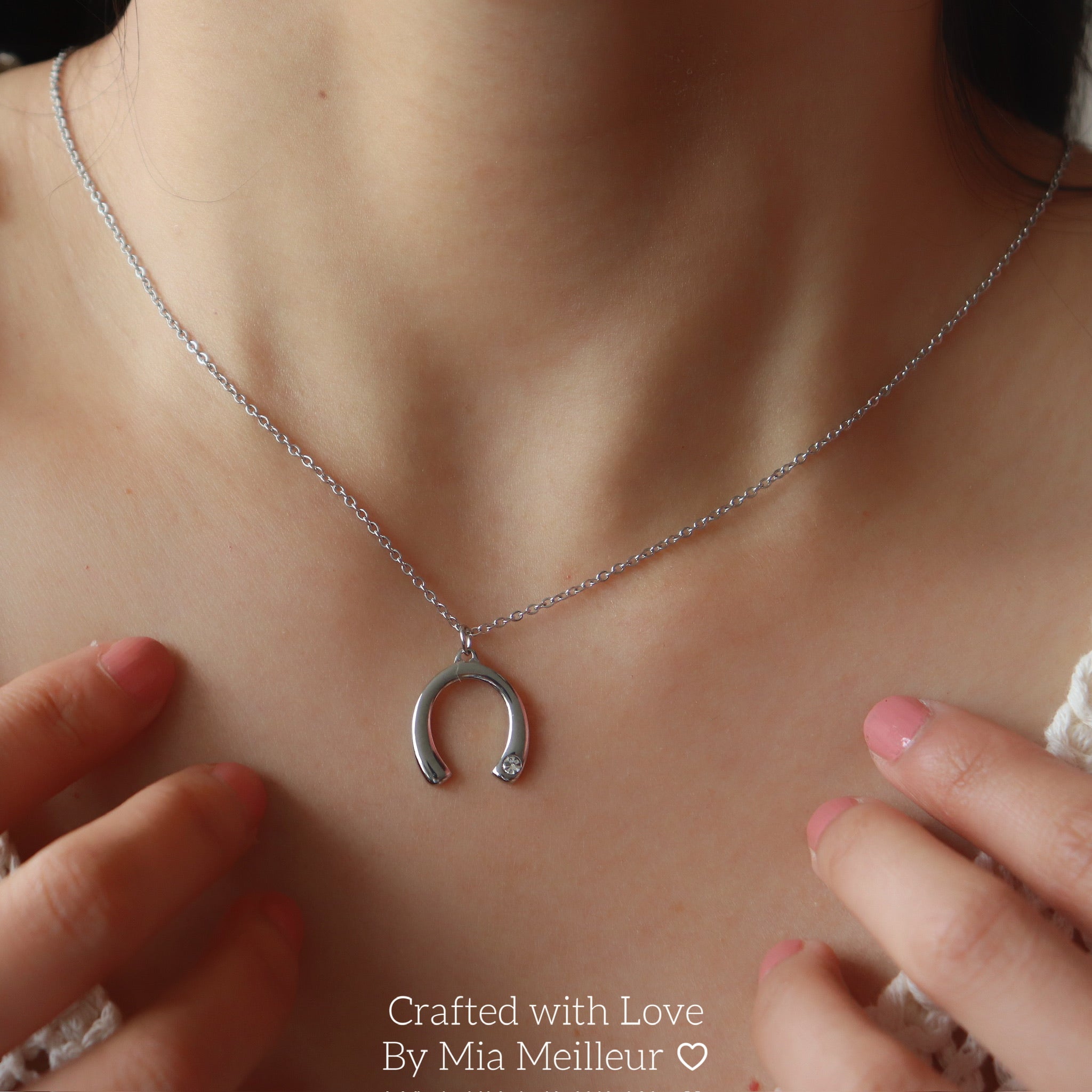 Minimalist Gold Necklace