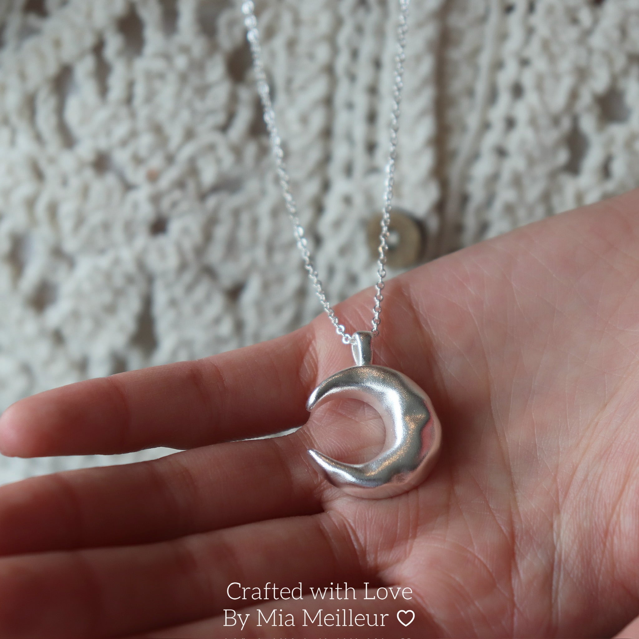 S925 Crescent Moon Necklace