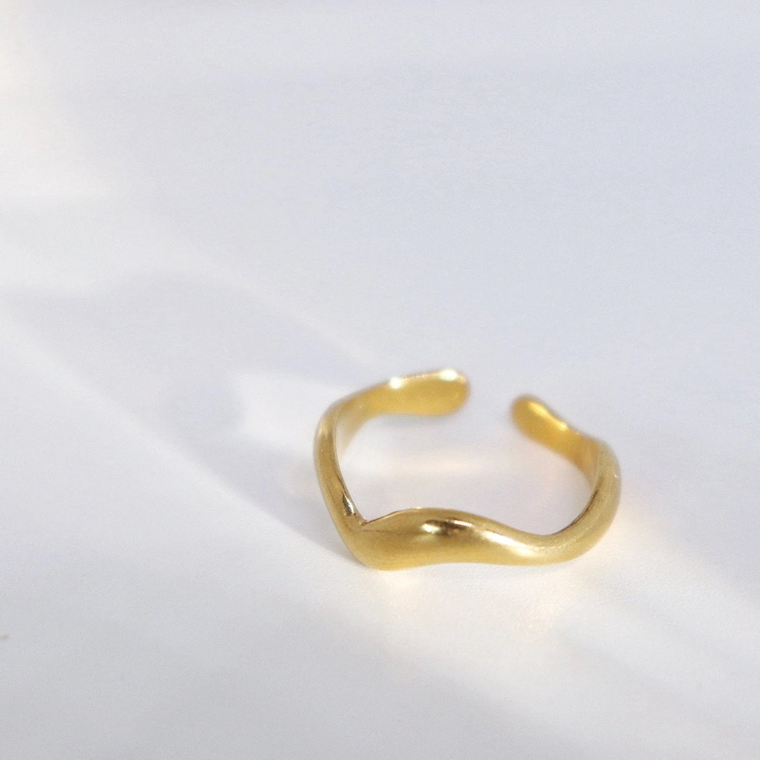 Minimalist Wave Ring, Stacking Ring