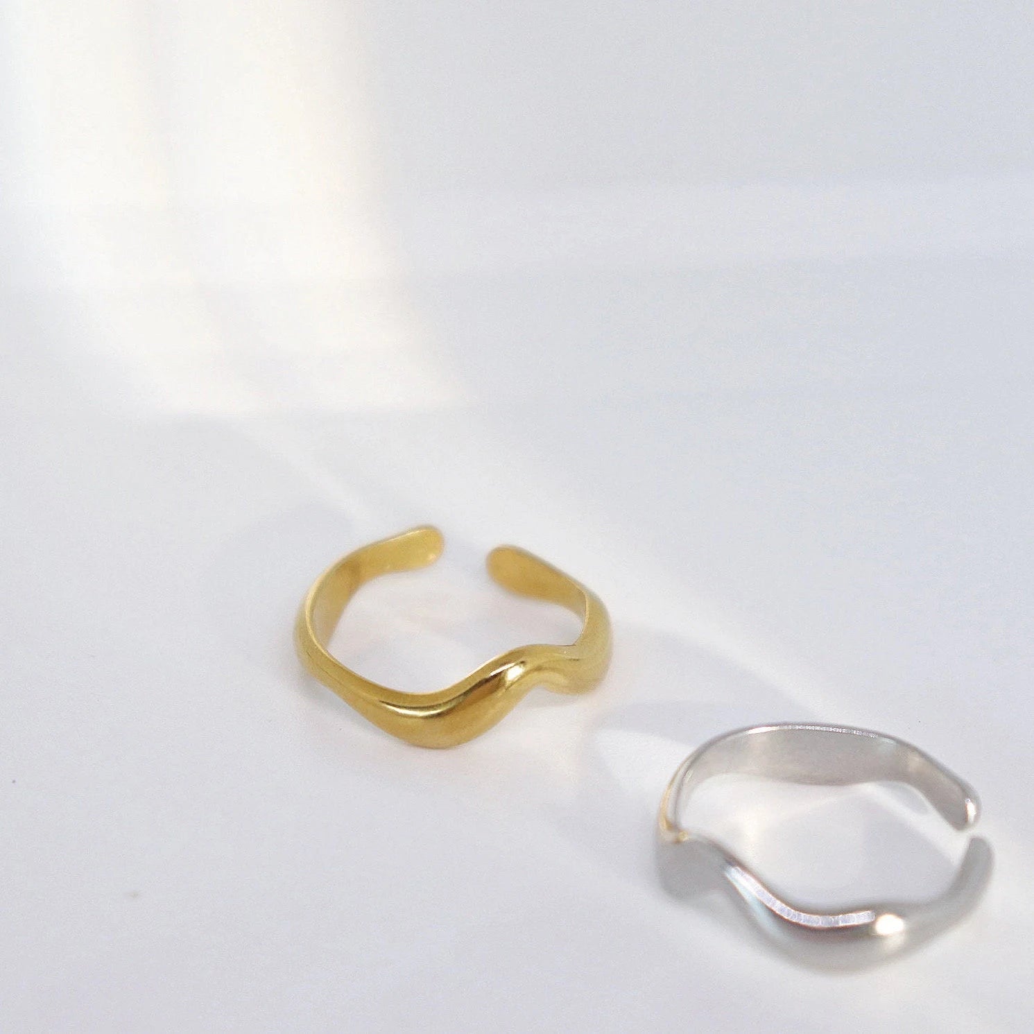 Minimalist Wave Ring, Stacking Ring