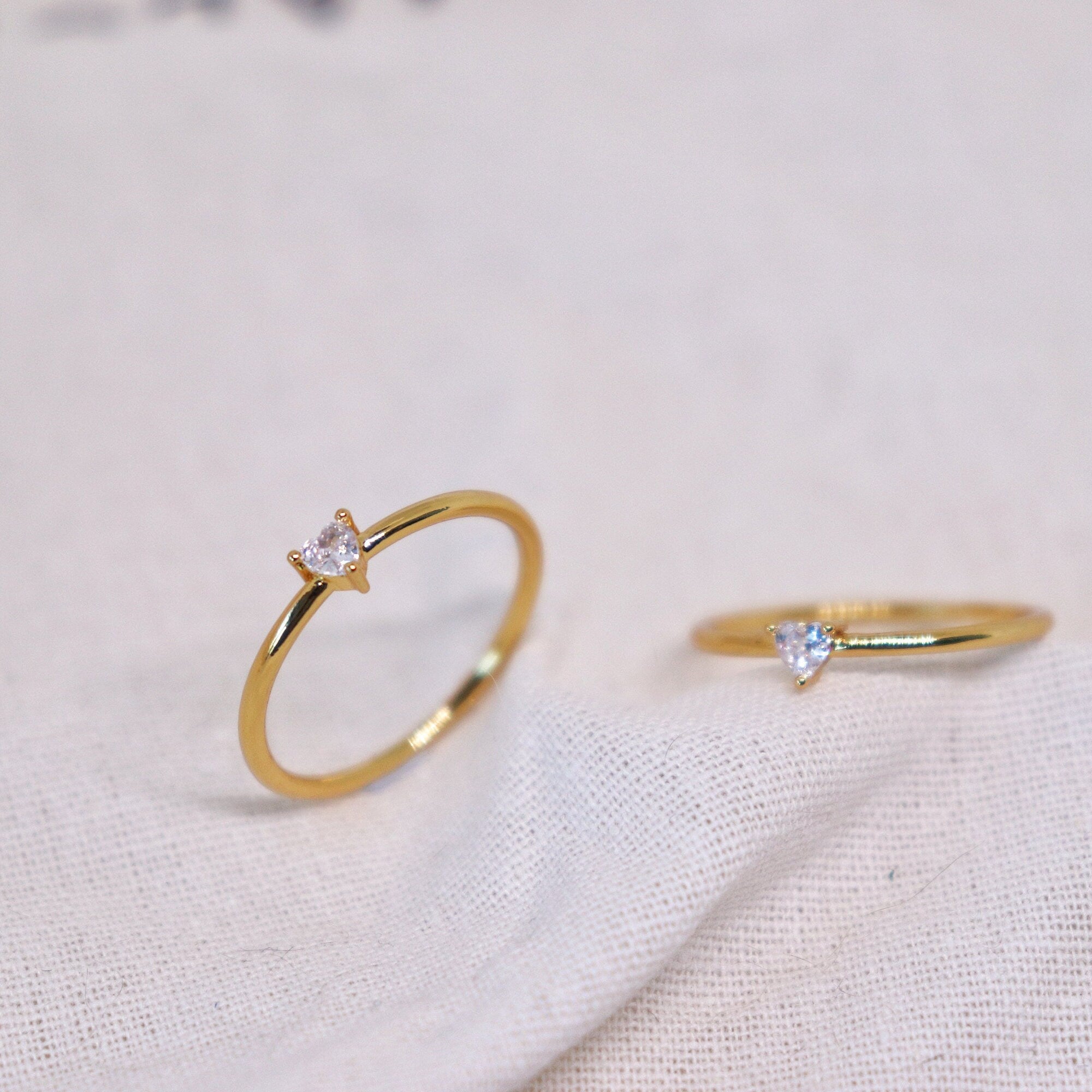 Heart Shaped Gemstone Ring MR011