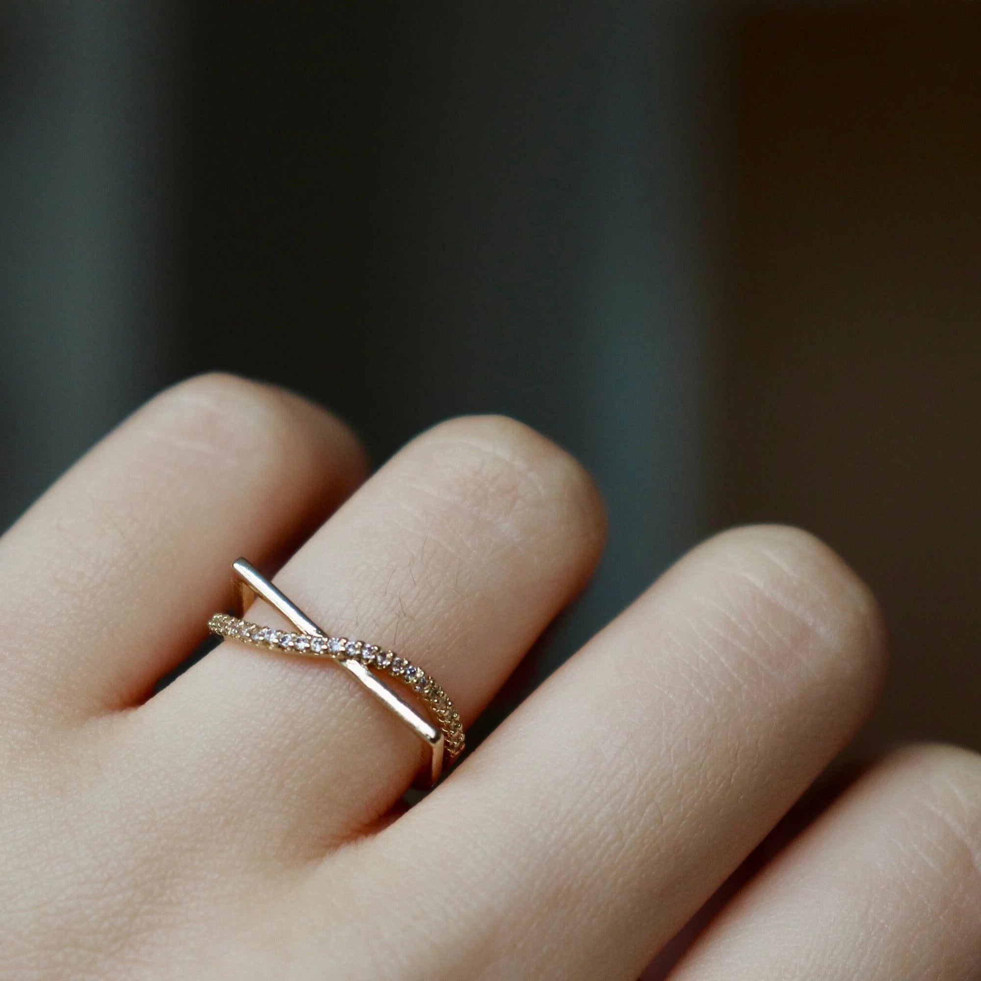 Delicate Flat Top Square Thin Diamond Ring MR010