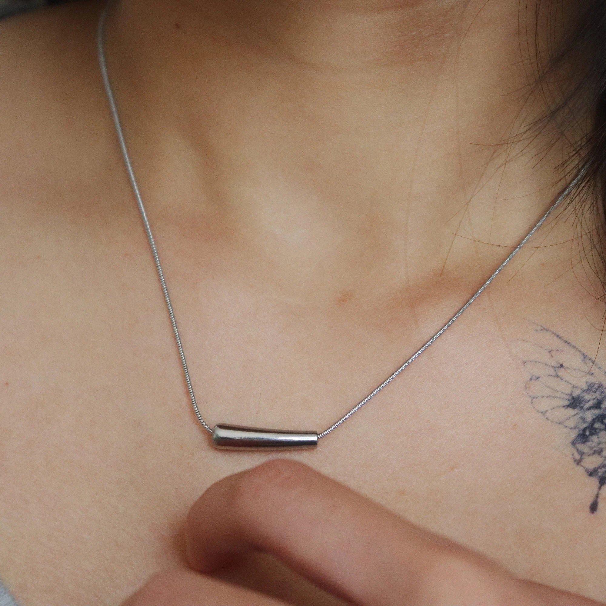 Curved Tube Necklace