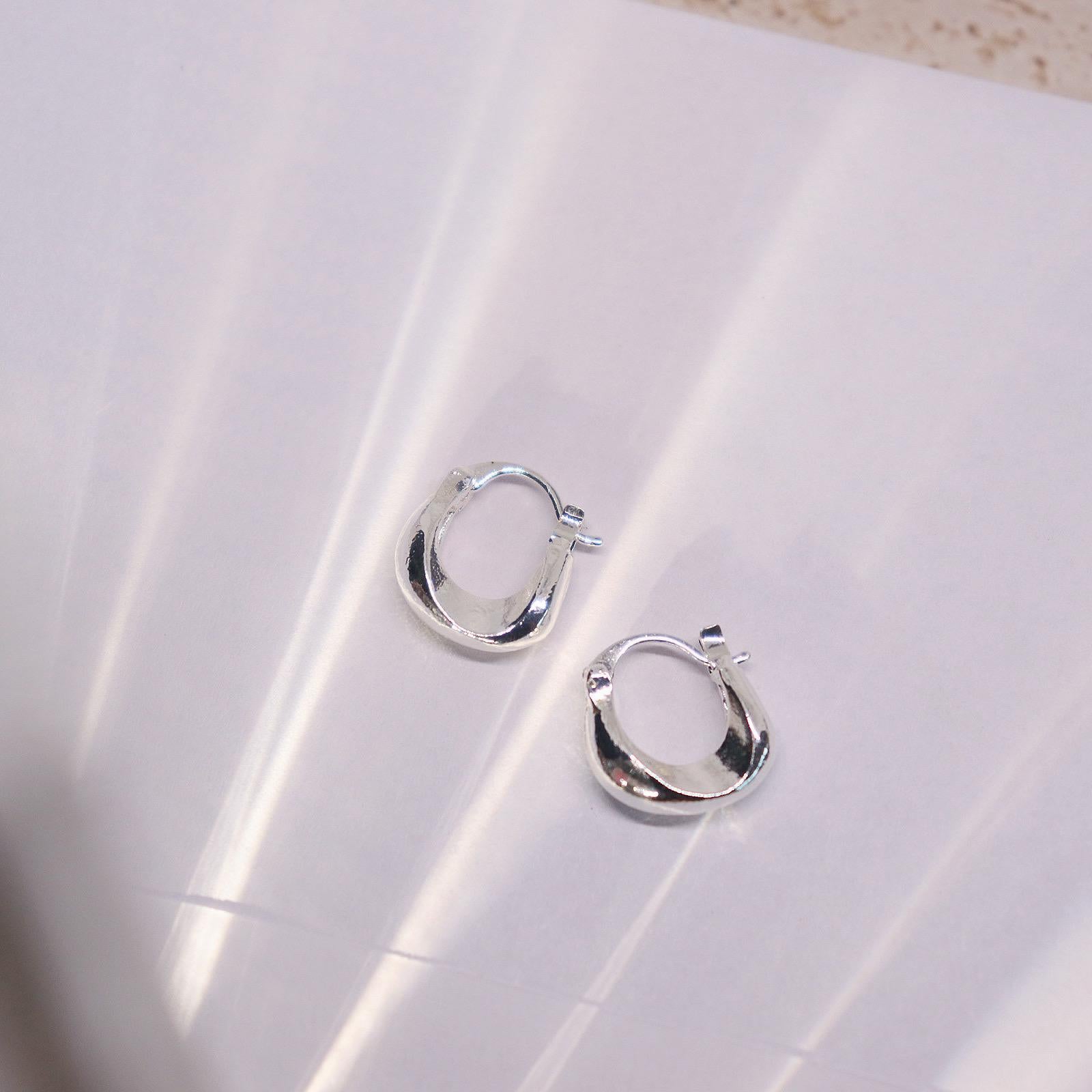 Abstract U-Shaped Hoop Earrings