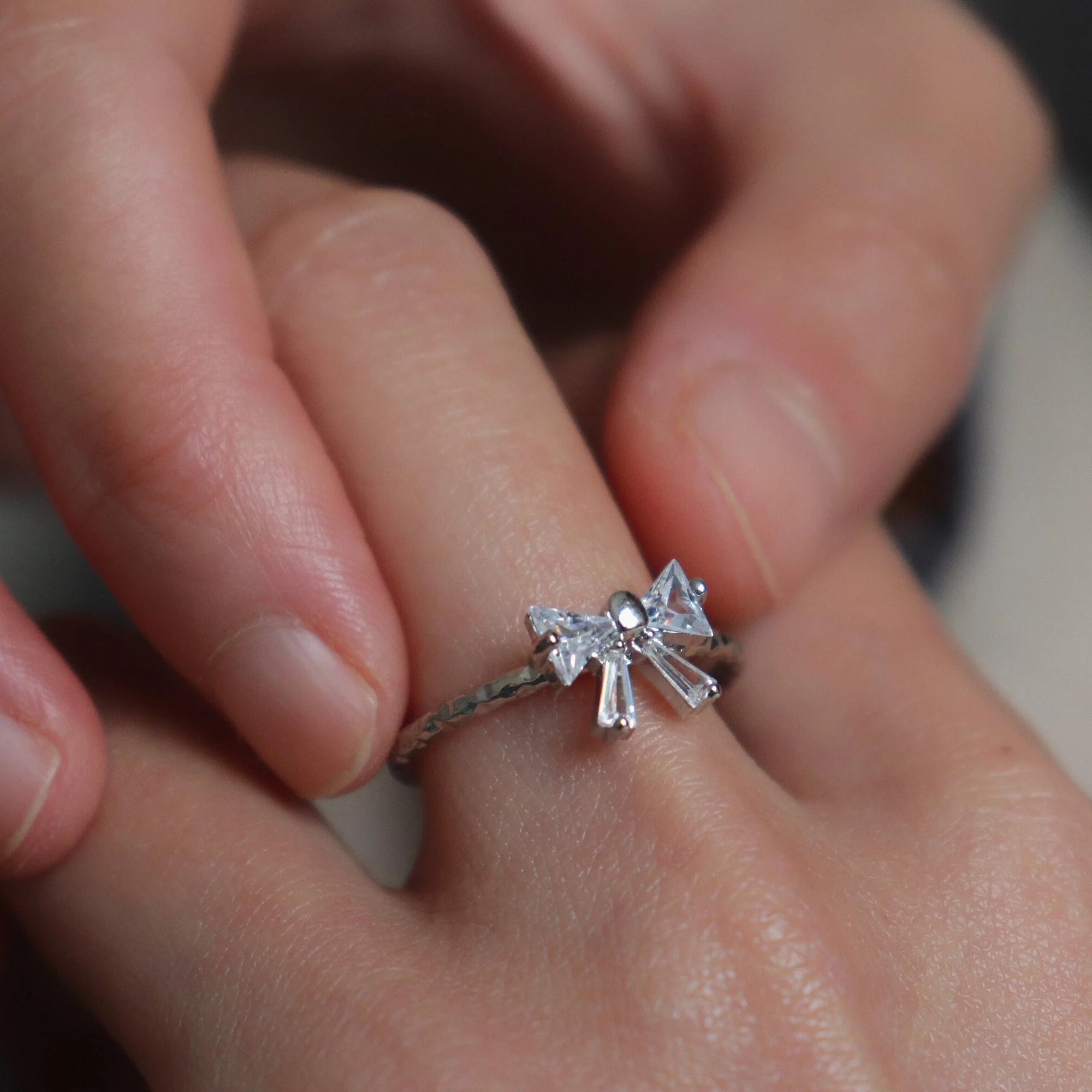 Silver Ribbon Bow Ring MR001