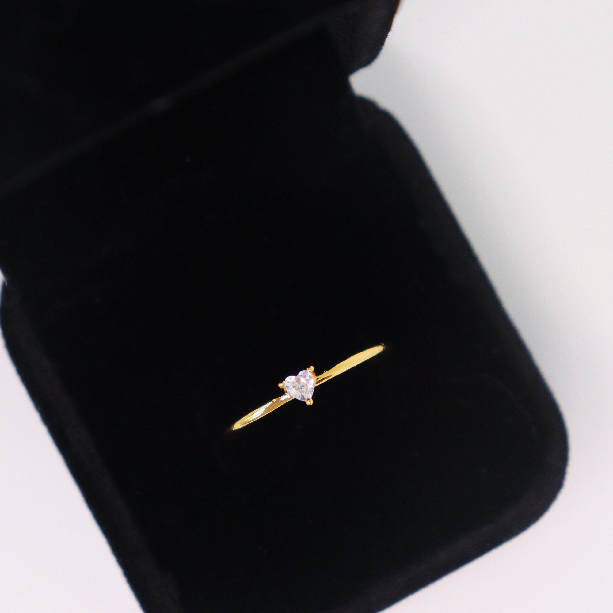 Heart Shaped Gemstone Ring MR011