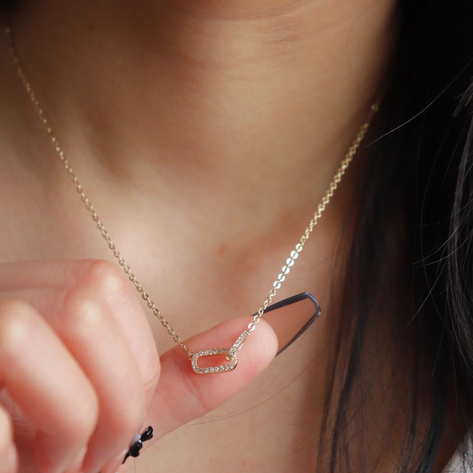 Minimalist  Pave Linked Pendant Necklace in Gold/Silver