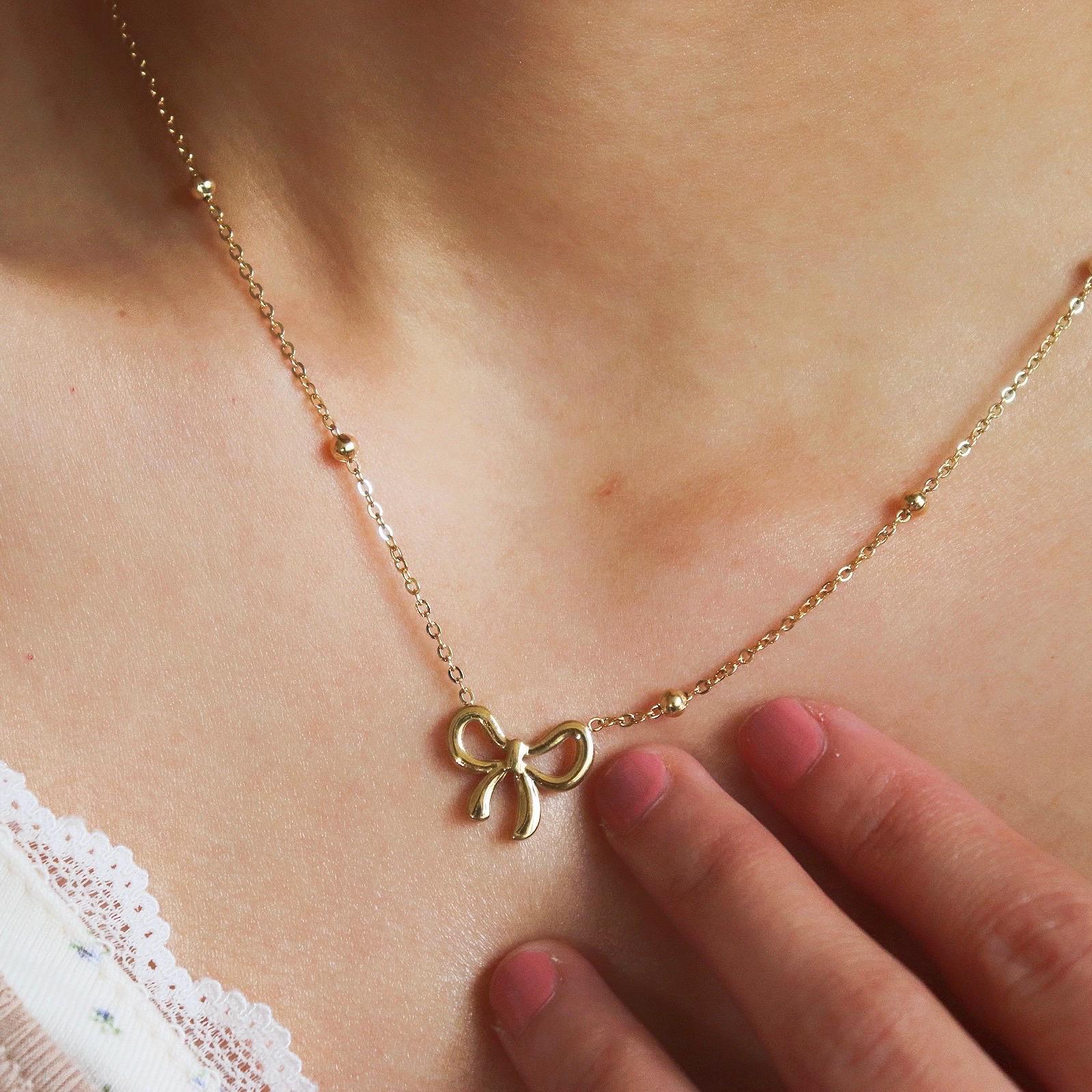 Dainty Bow Necklace