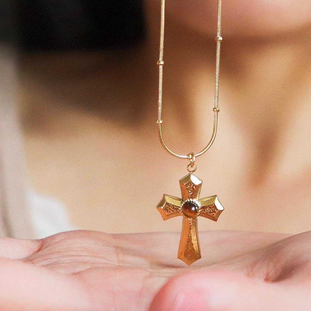 Tiger Eye Cross Pendant Necklace MN014