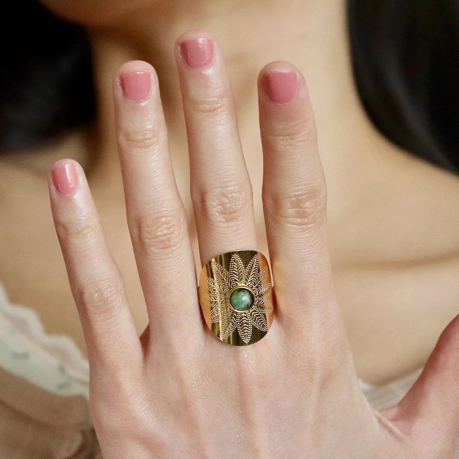 Vintage Engraved Leaf Ring