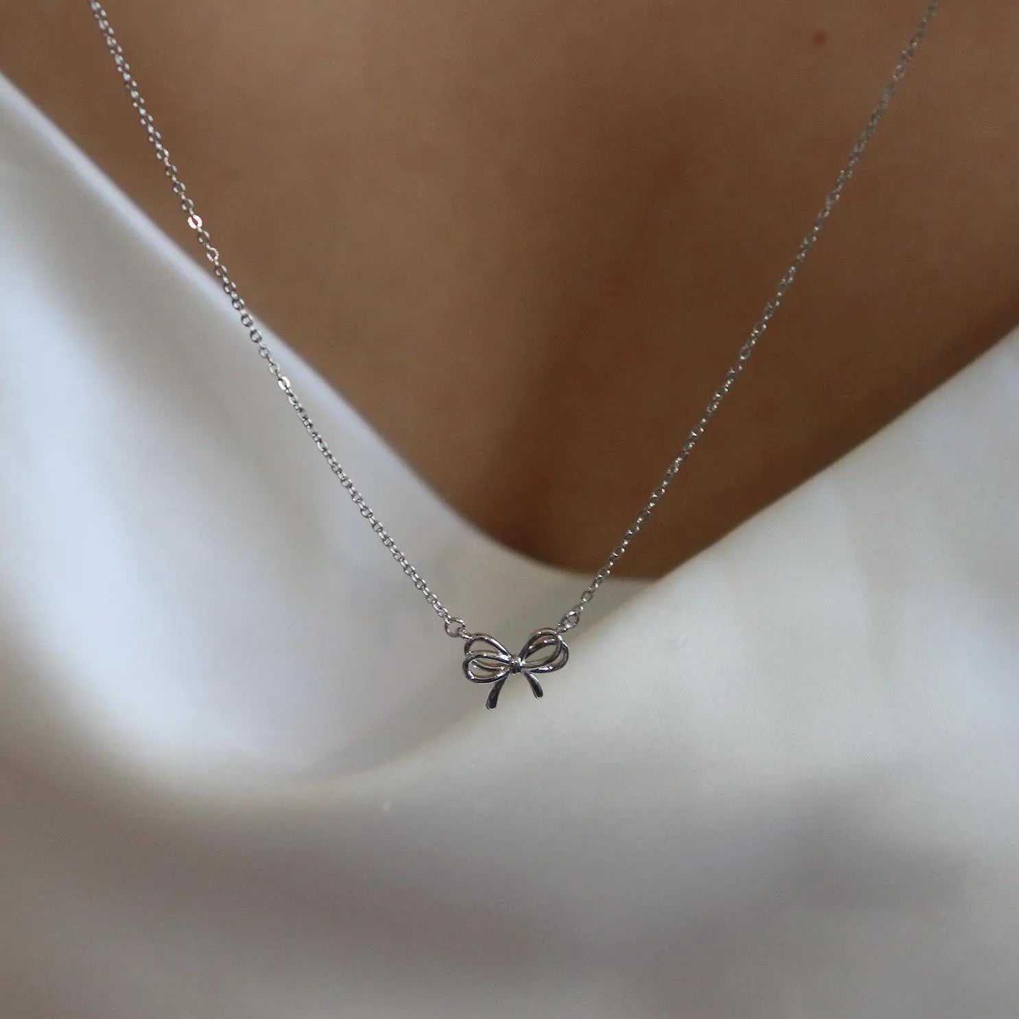 Minimalist Bow Necklace