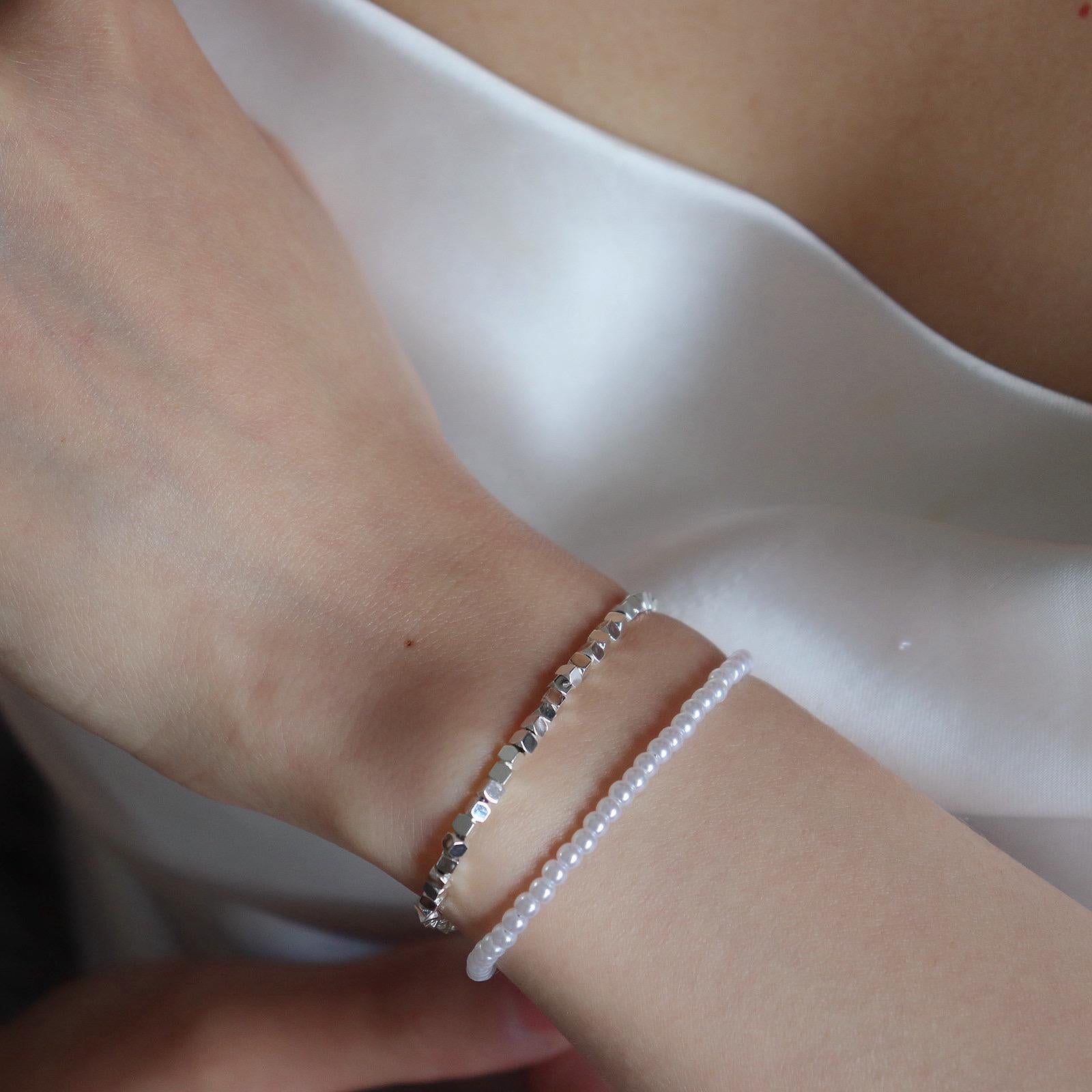 Dainty Double Layer Pearl Bracelet