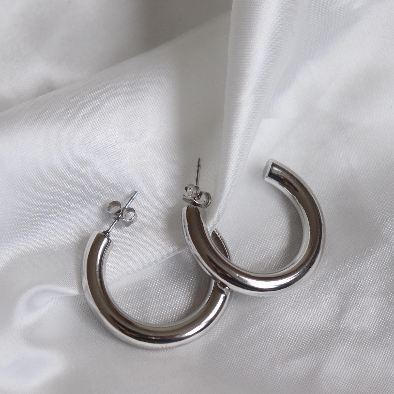Silver Medium Hoop Earrings