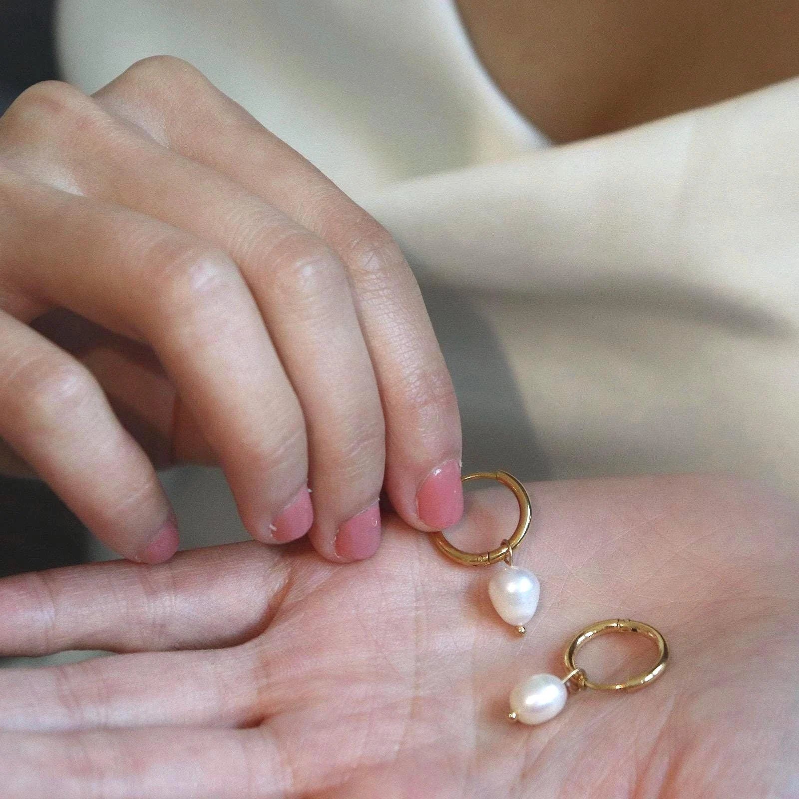 Minimalist Pearl Earrings