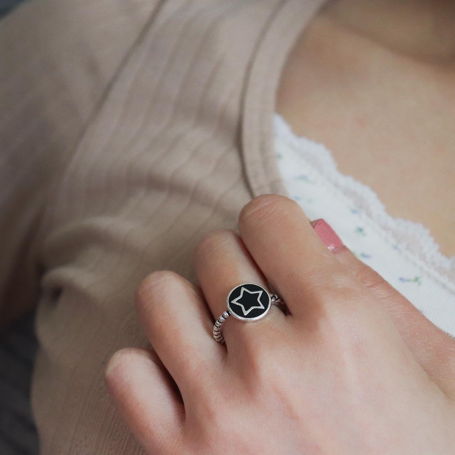 Vintage Black Star Open Ring
