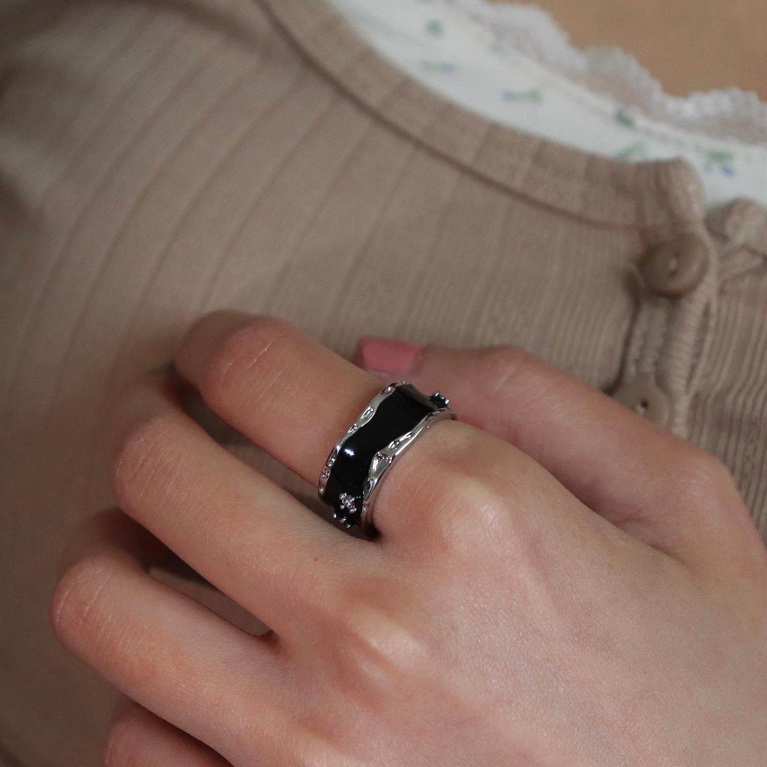 Dripping Liquid Enamel Band Ring