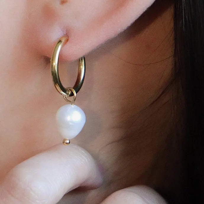 Minimalist Pearl Earrings