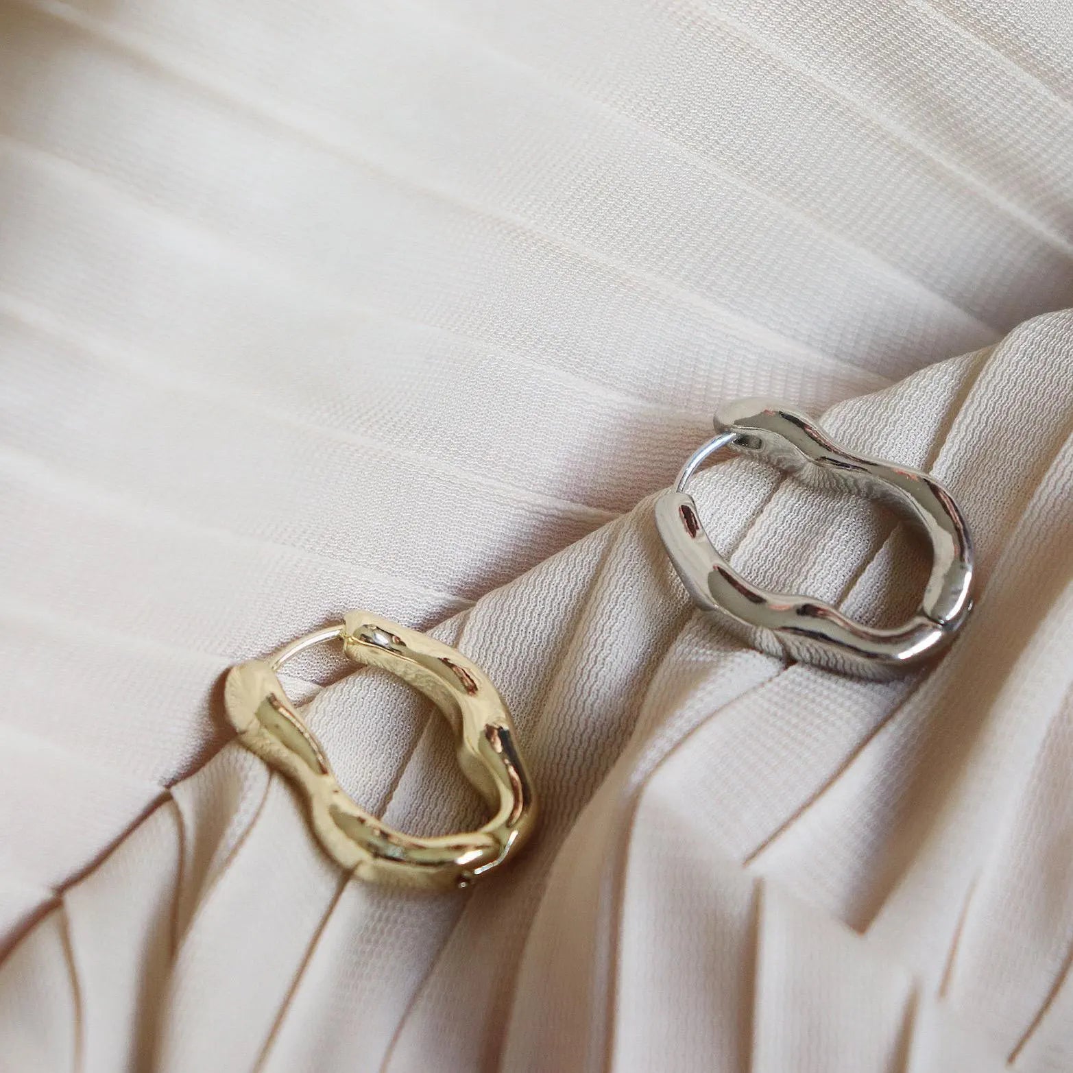 Abstract Wavy Hoop Earrings