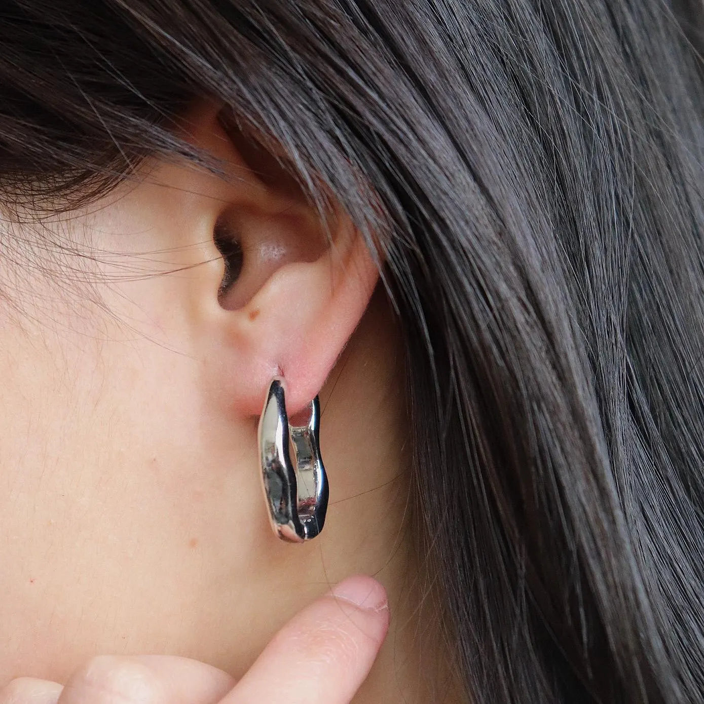 Abstract Wavy Hoop Earrings