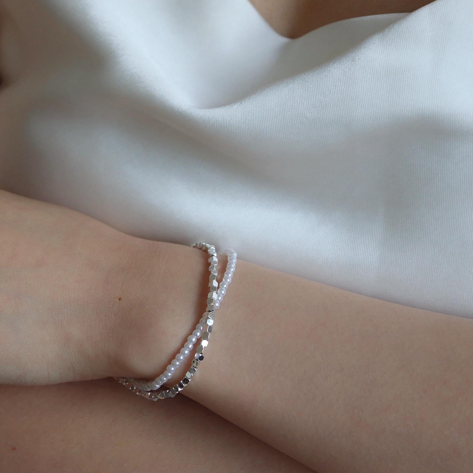 Dainty Double Layer Pearl Bracelet