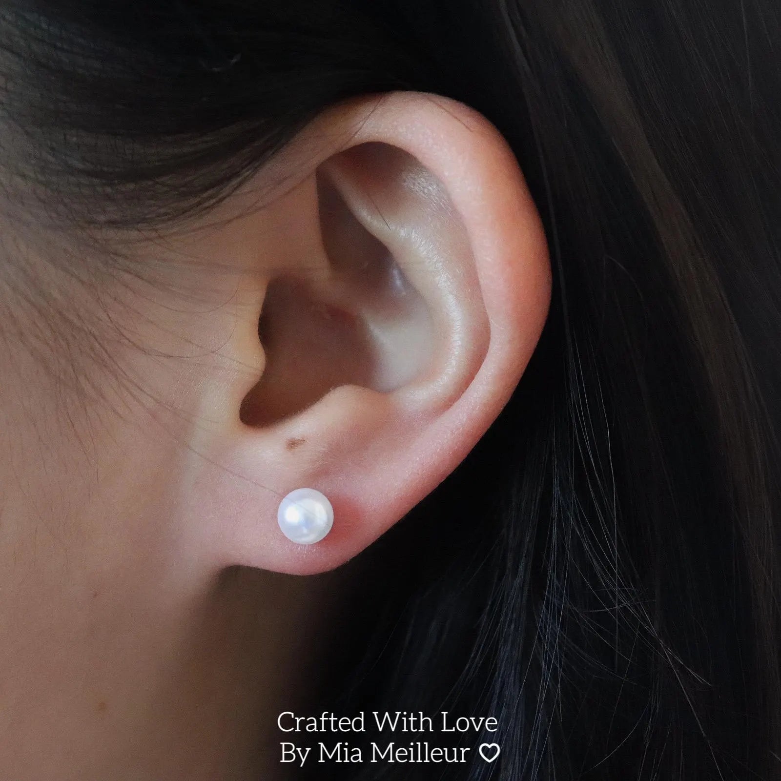 Dainty Pearl & Bow Earrings