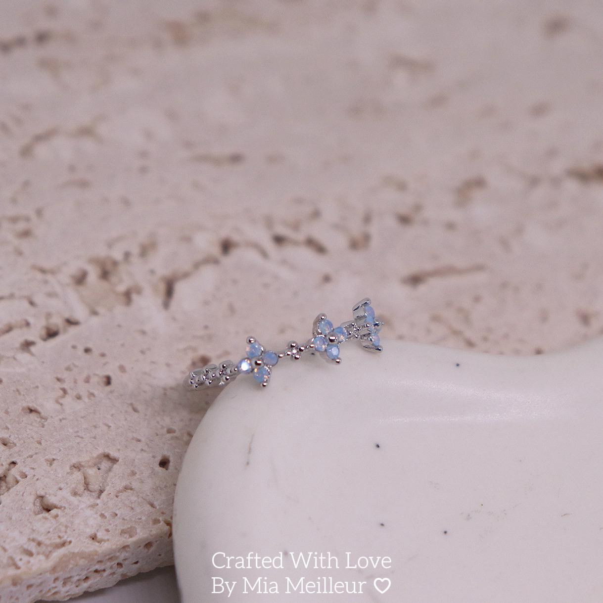 Dainty Flower Open Ring