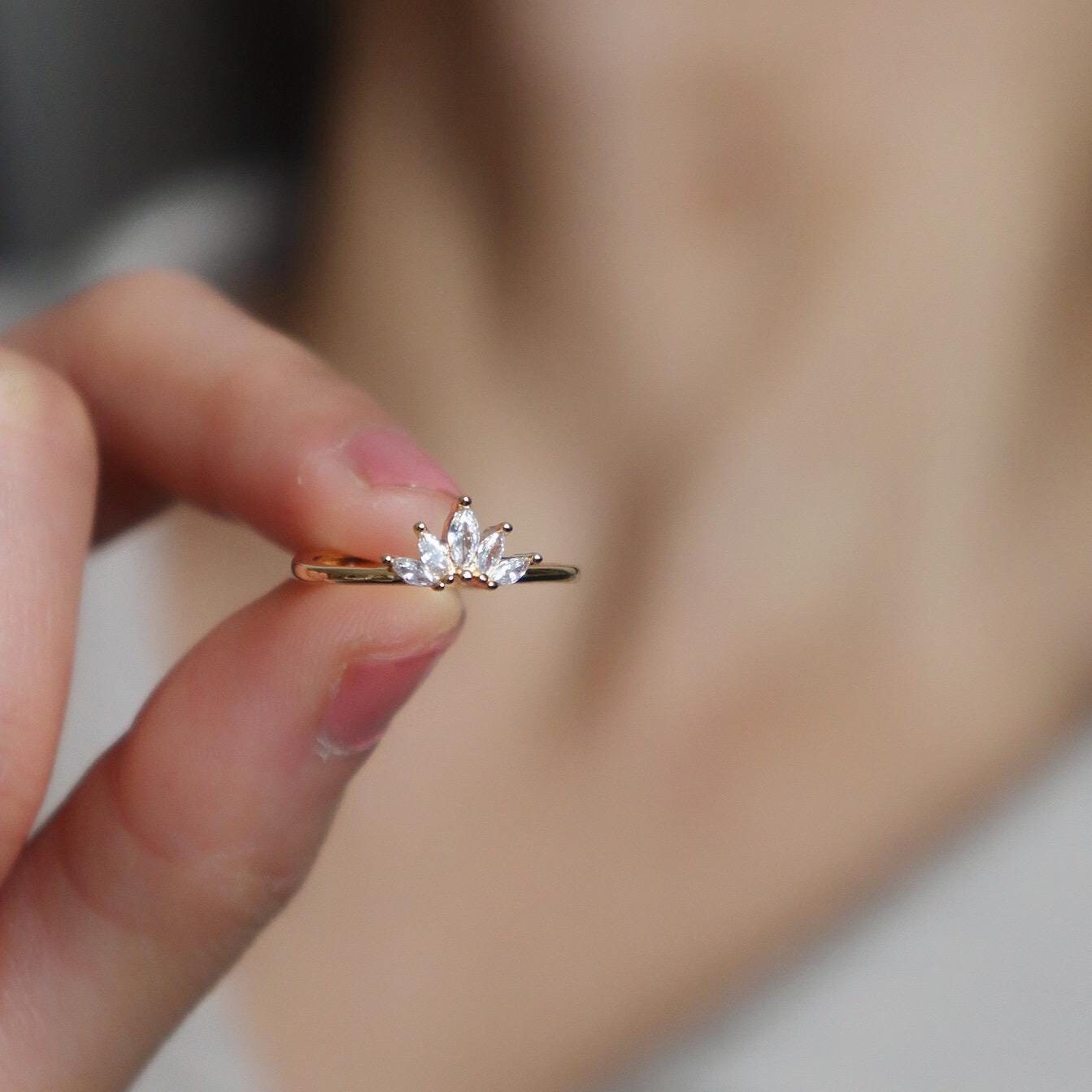 Dainty Marquise Diamond Ring