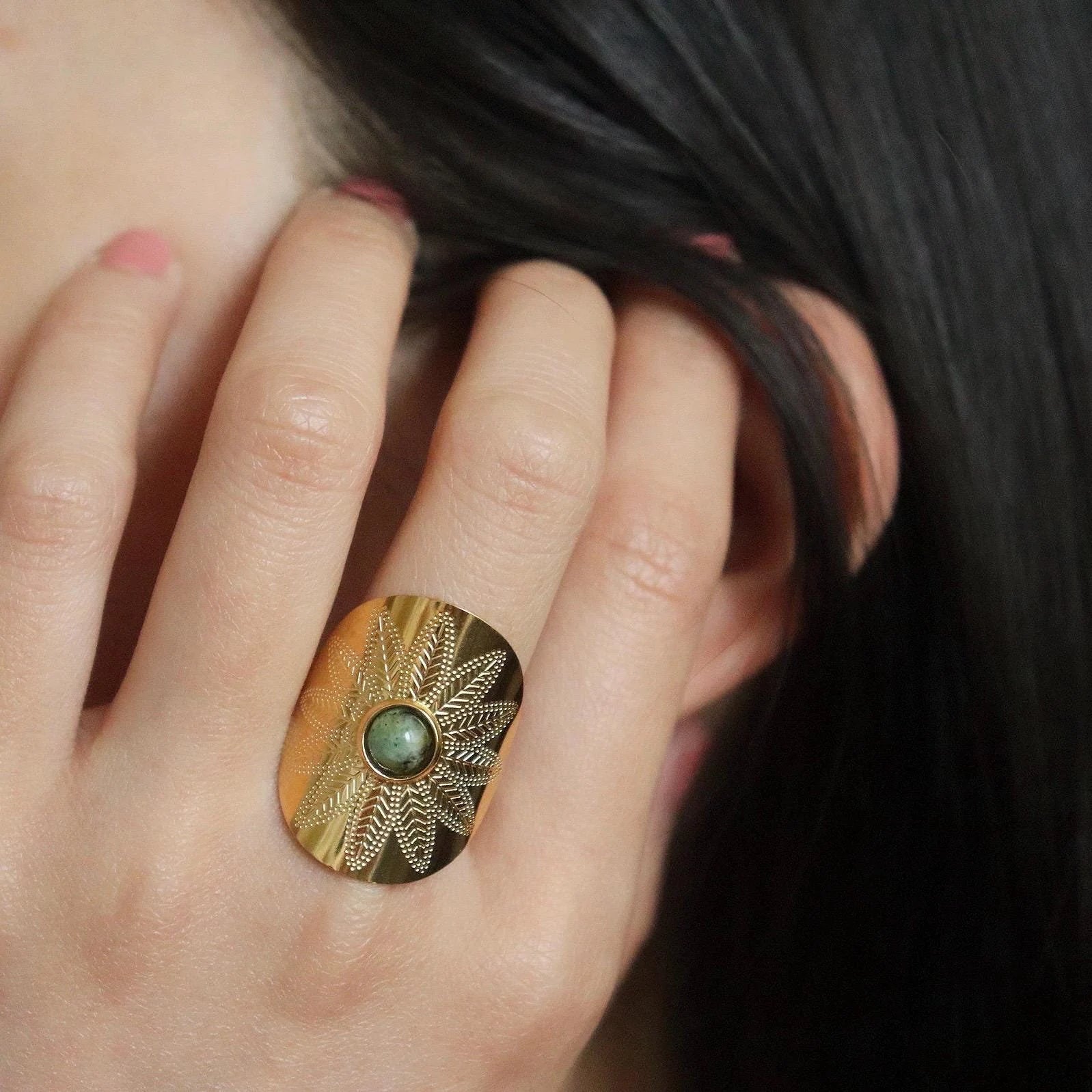 Vintage Engraved Leaf Ring