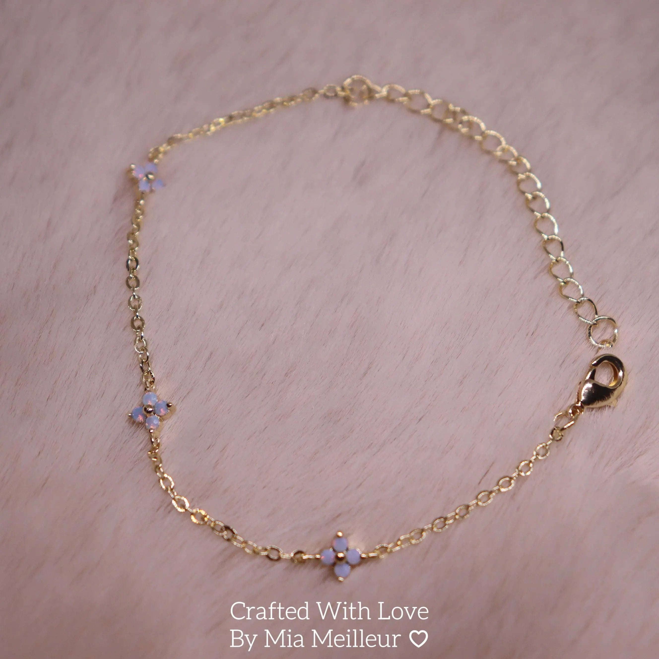 Dainty Blue Flower Bracelet