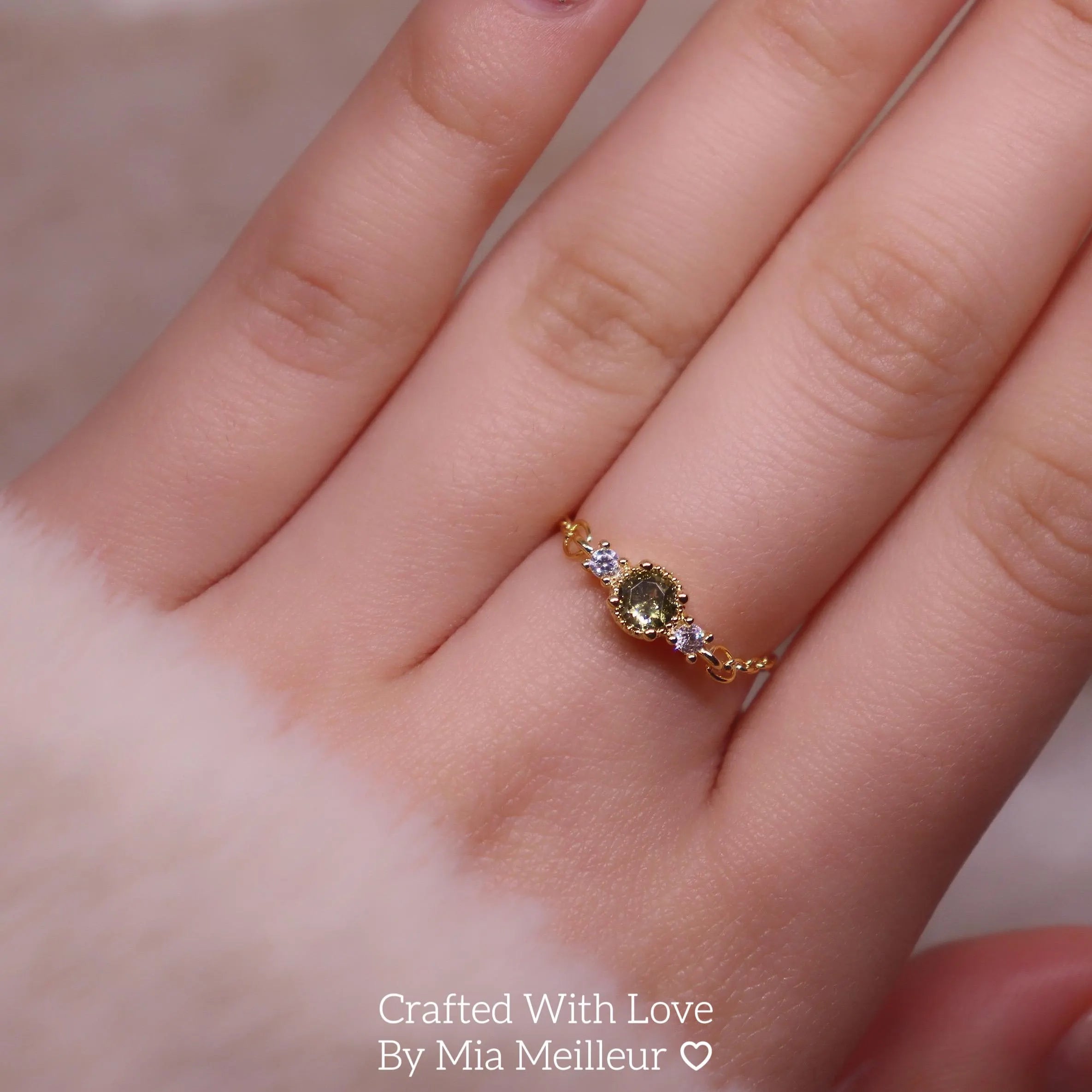 Dainty Gold Chain Ring