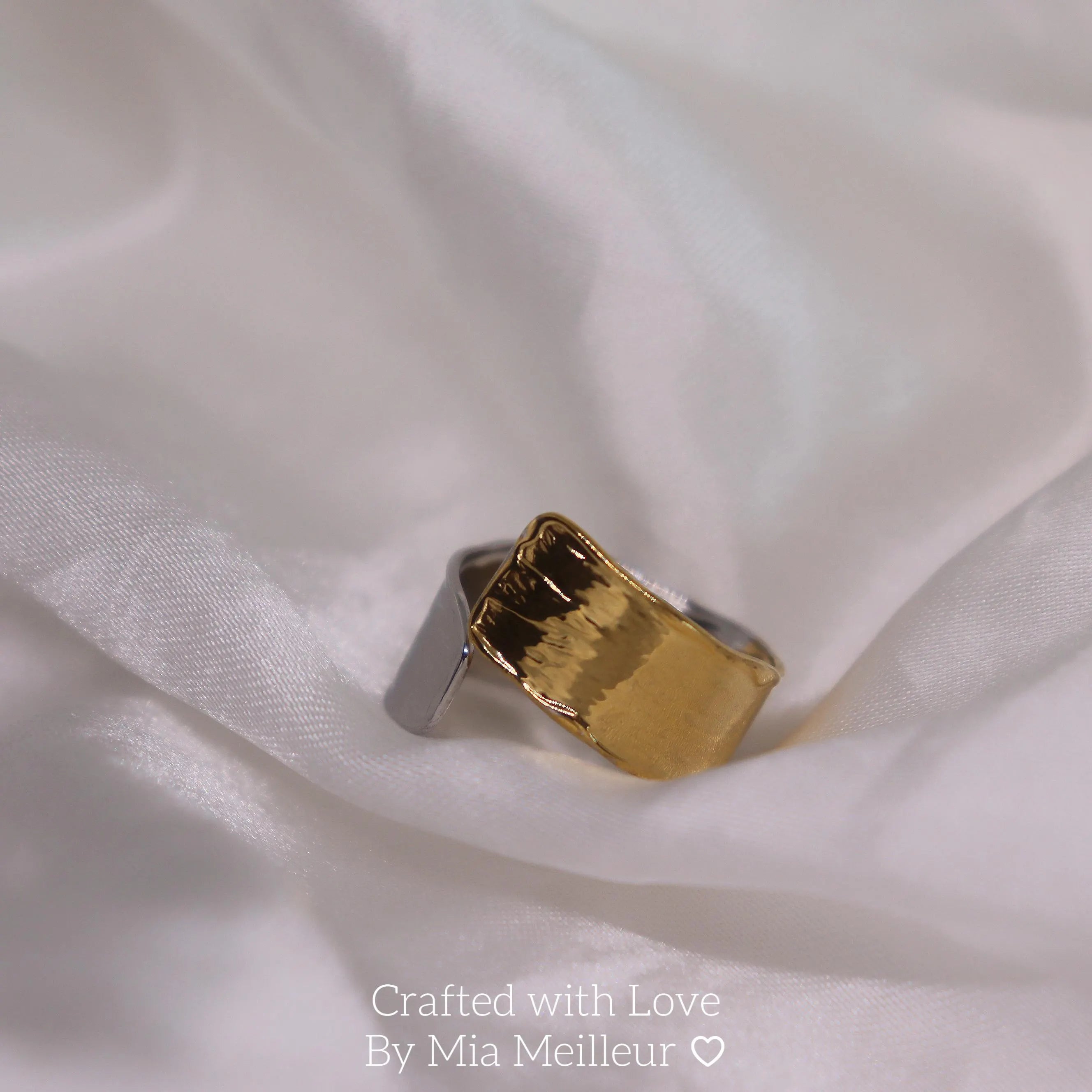 Two Tone Vintage Hammered Ring