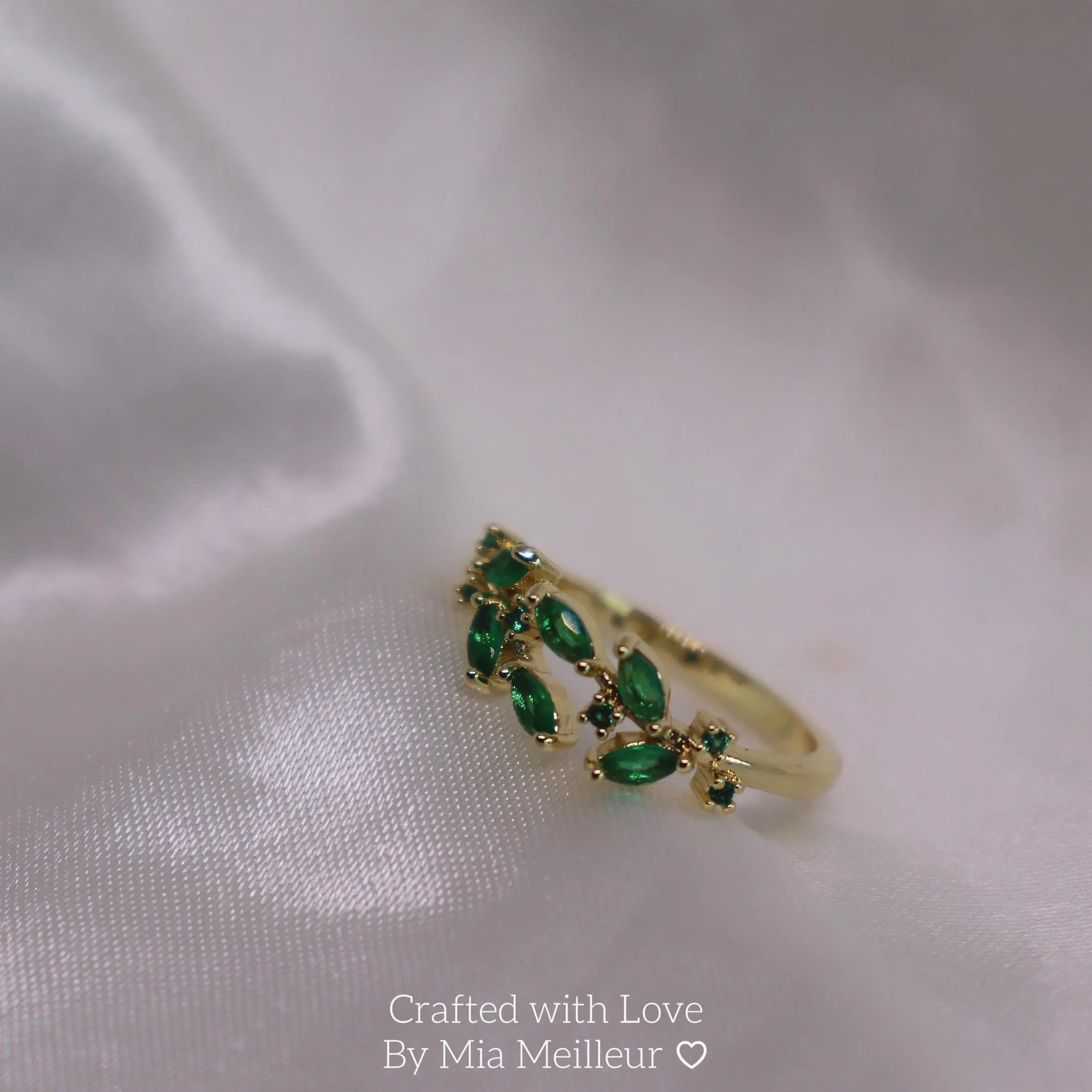 Dainty Emerald Leaf Open Ring