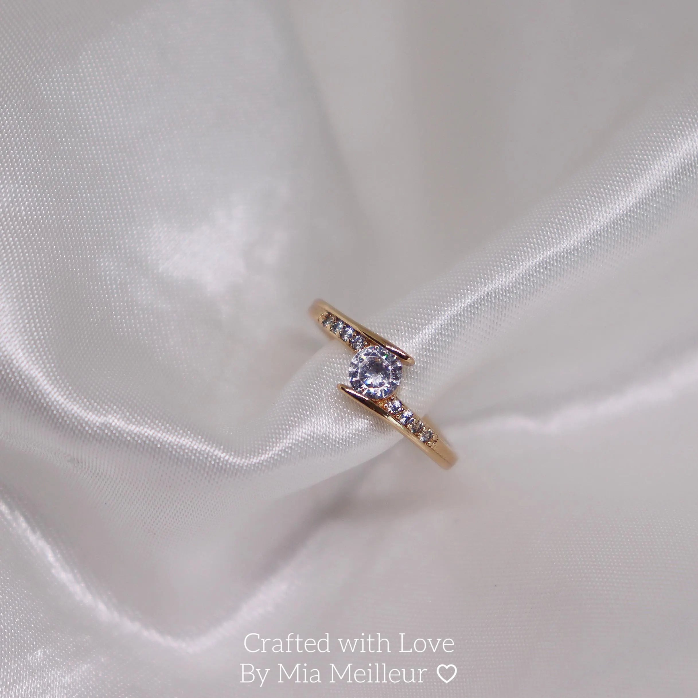 Classic Gold Diamond Ring