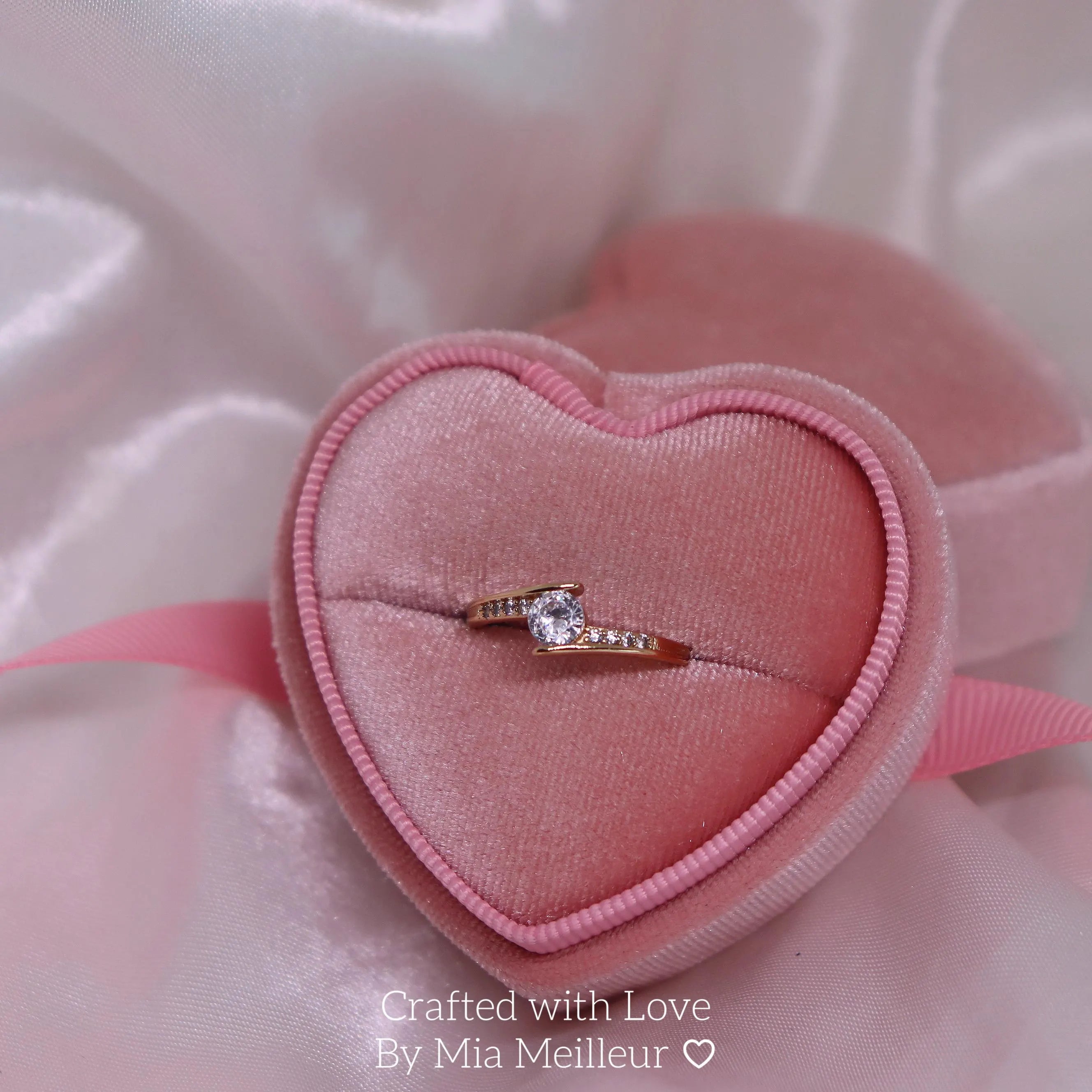 Classic Gold Diamond Ring