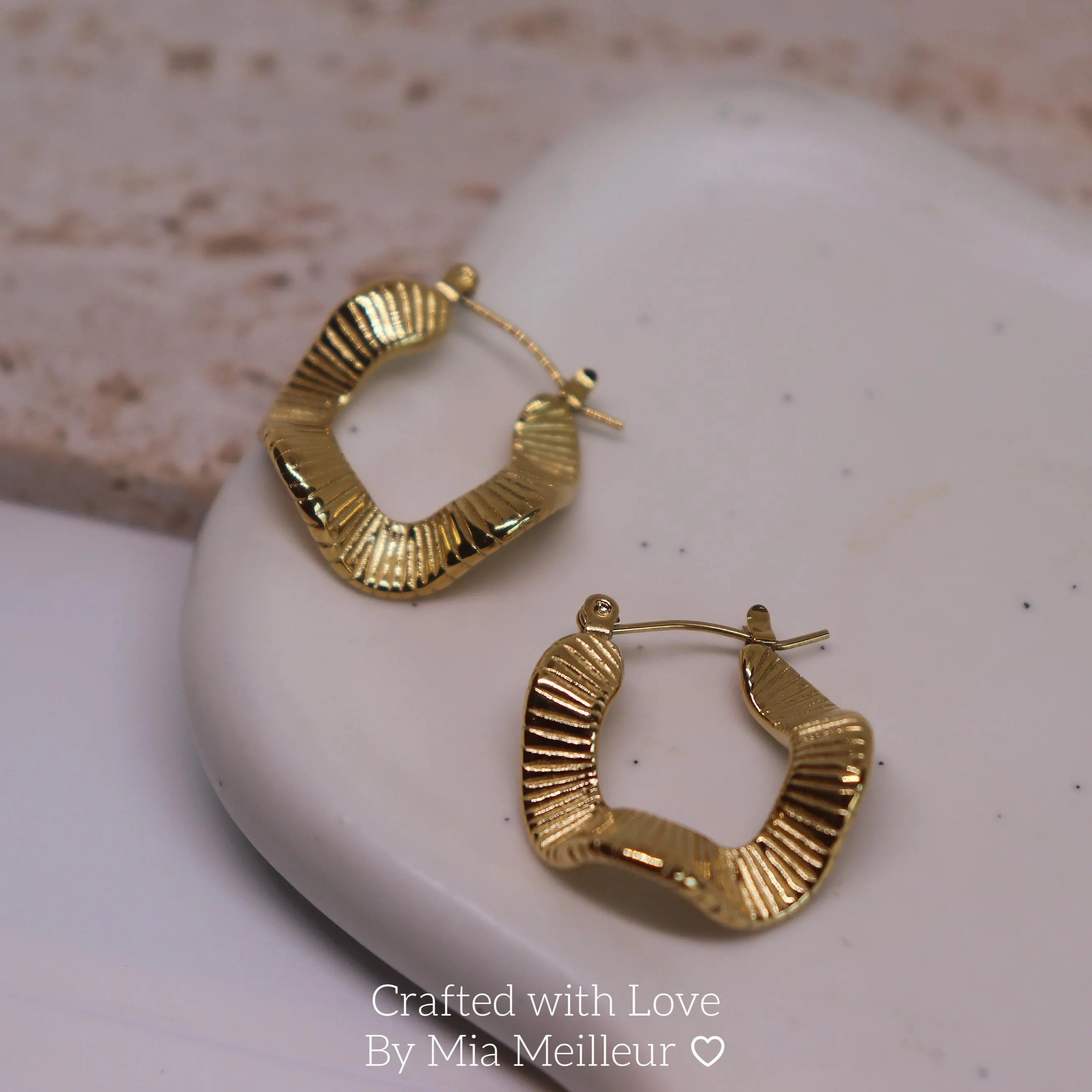 Irregular Wavy Hoop Earring