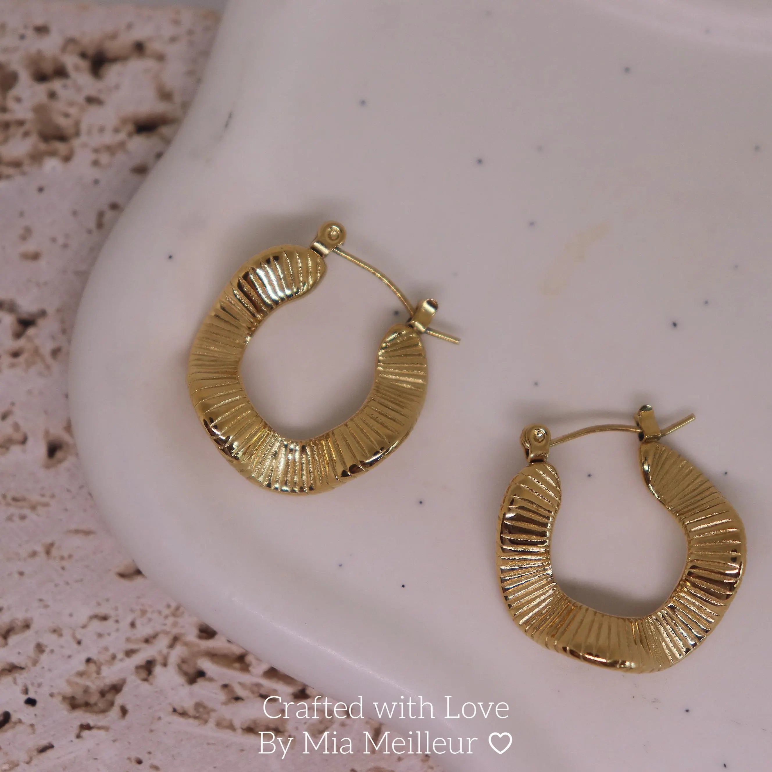 Irregular Wavy Hoop Earring