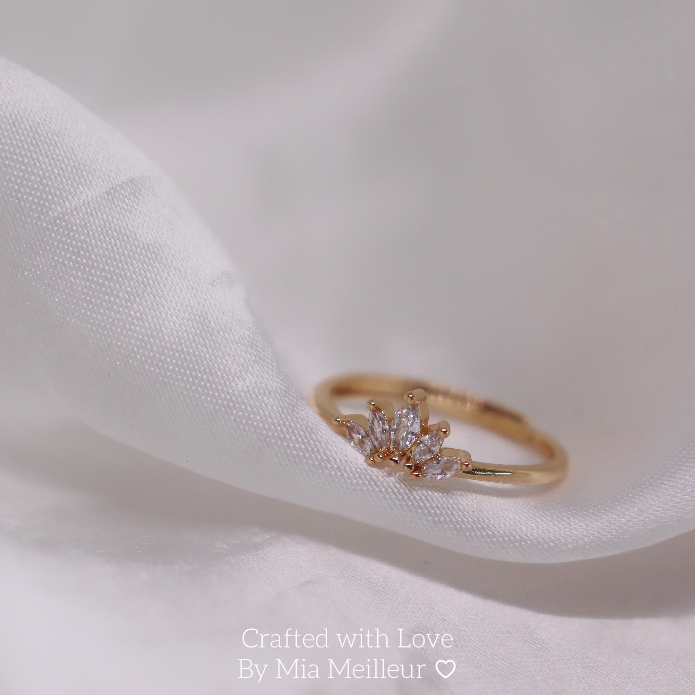 Dainty Marquise Diamond Ring