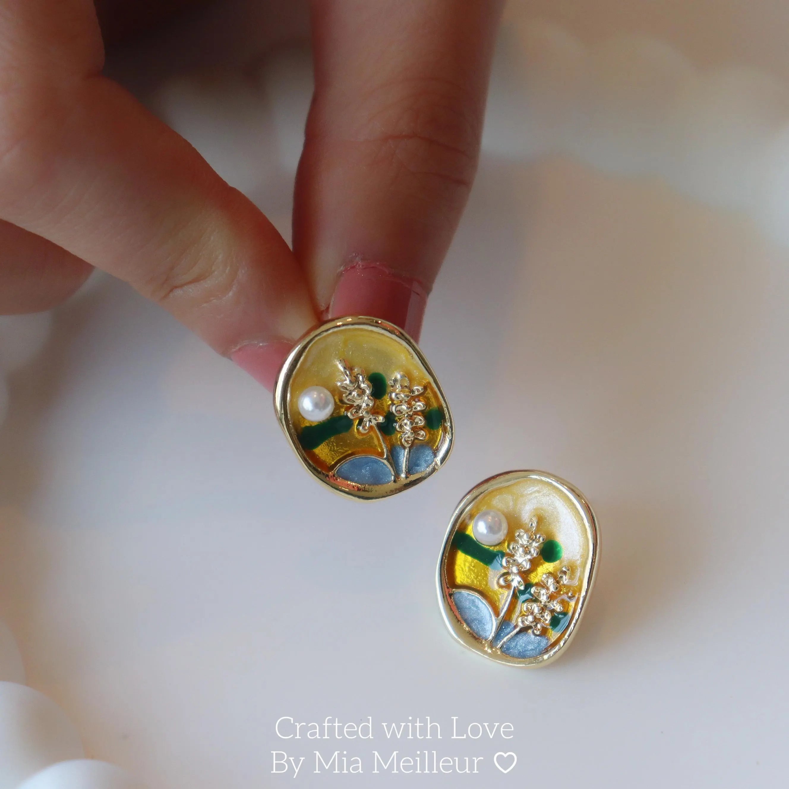 Baroque Flows Stud Earrings